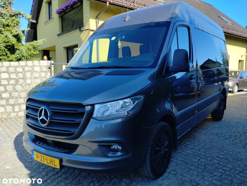Mercedes-Benz Sprinter - 5