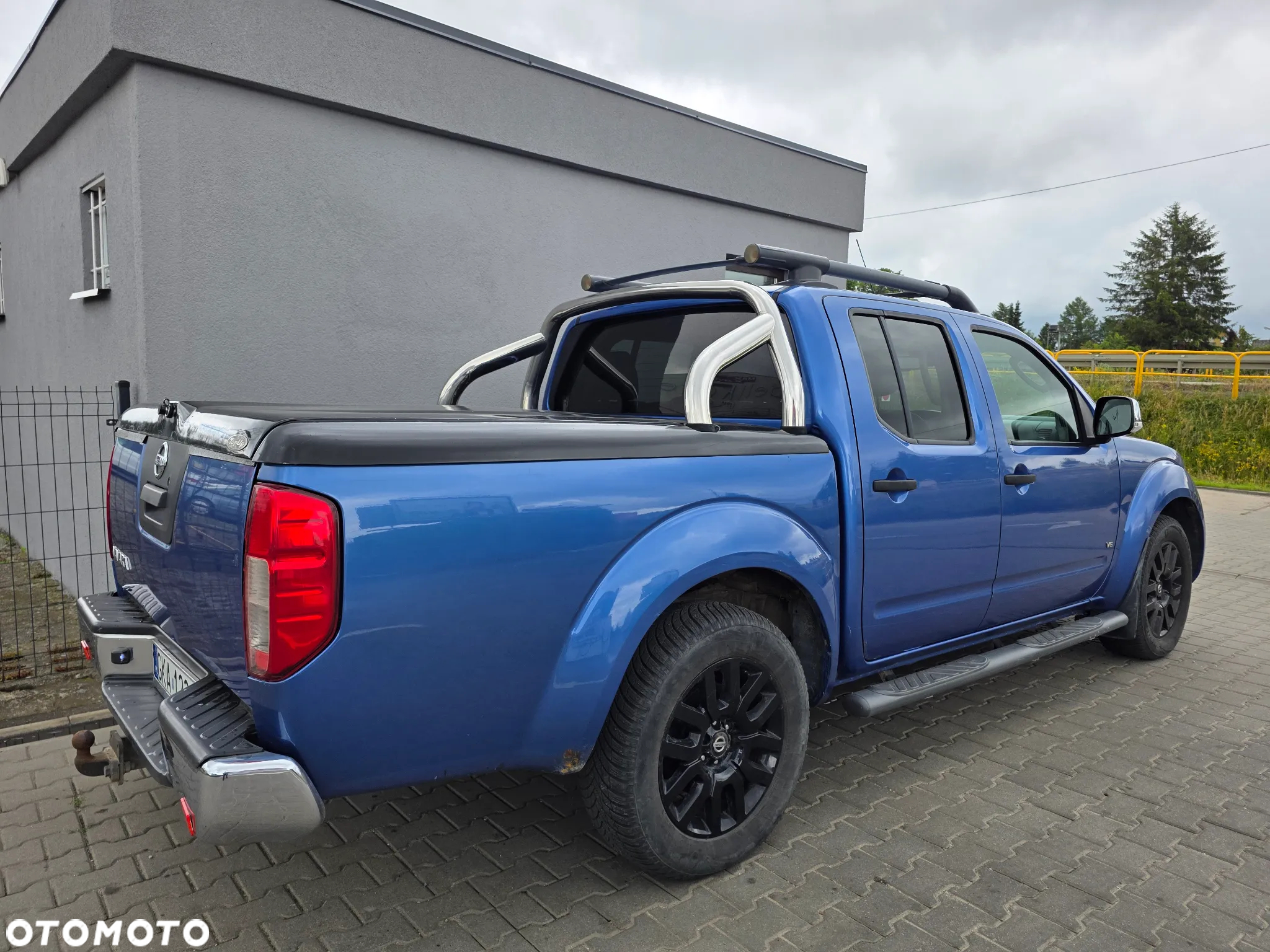 Nissan Navara 3.0 D V6 Platinum - 3