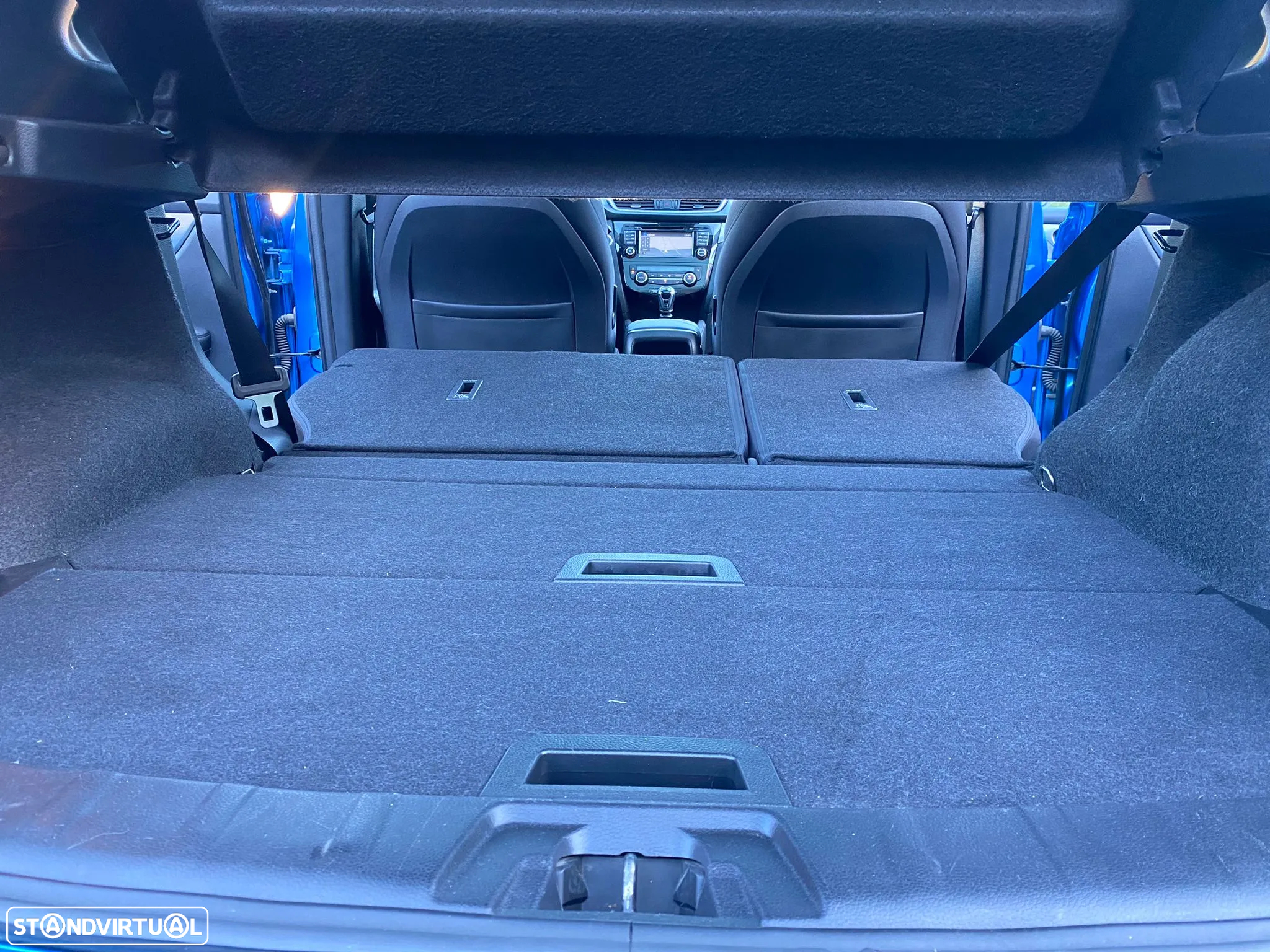 Nissan Qashqai 1.5 dCi N-Connecta J18 - 12