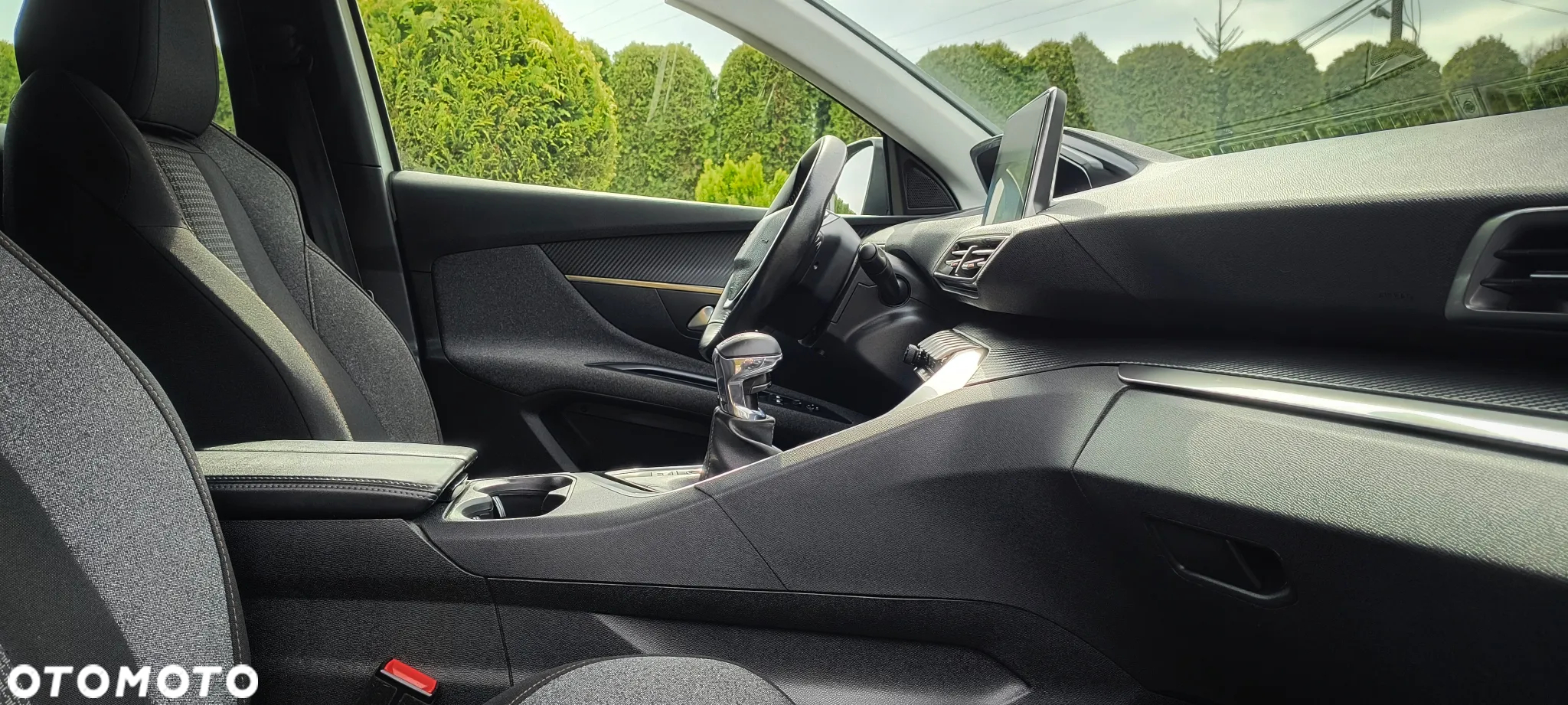 Peugeot 3008 1.5 BlueHDi Allure Pack S&S - 31