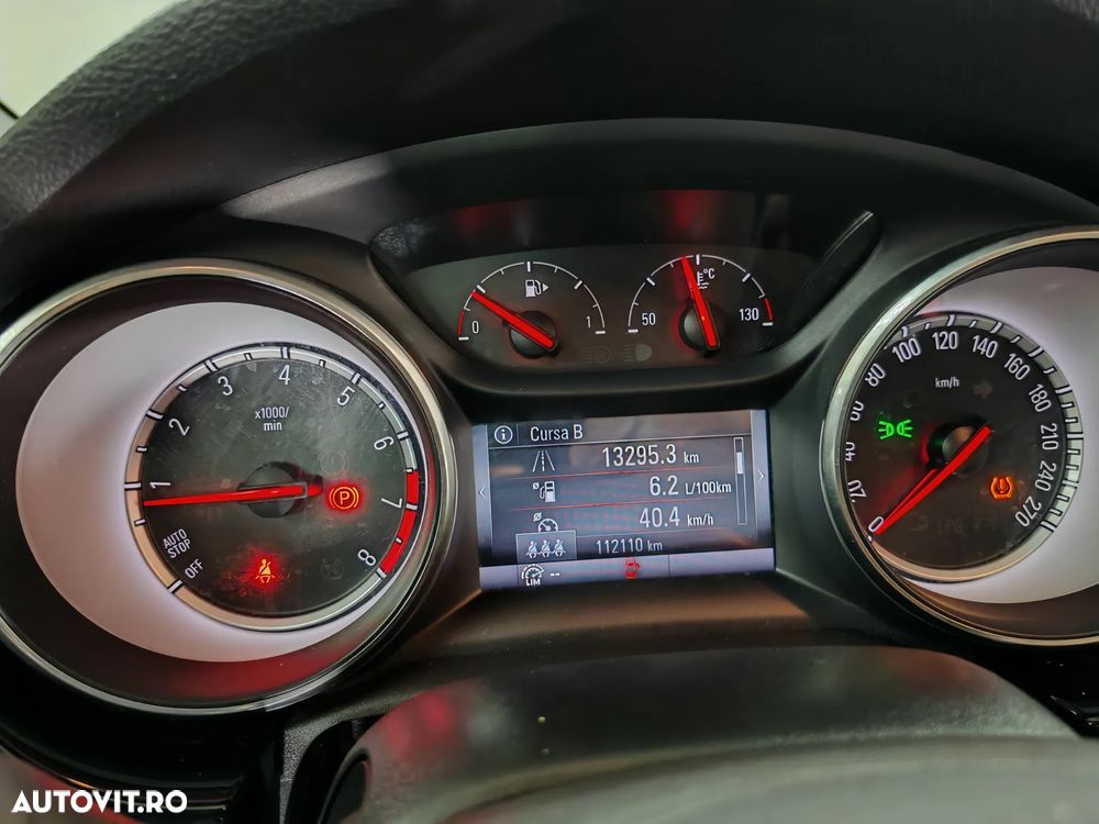 Opel Astra Sport Tourer Turbo 1.4 ECOTEC Start/Stop Dynamic - 24