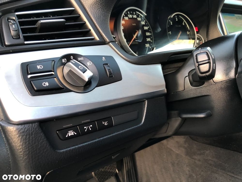 BMW Seria 5 520d - 11