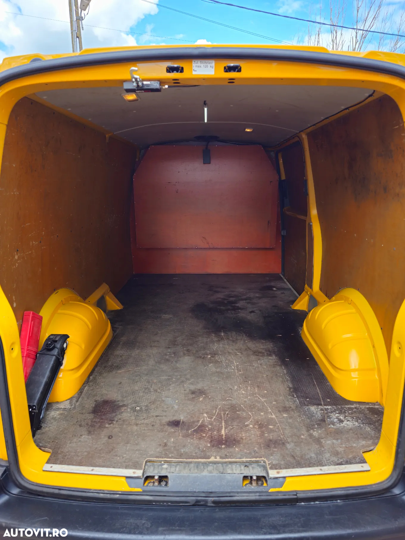Volkswagen Transporter - 14