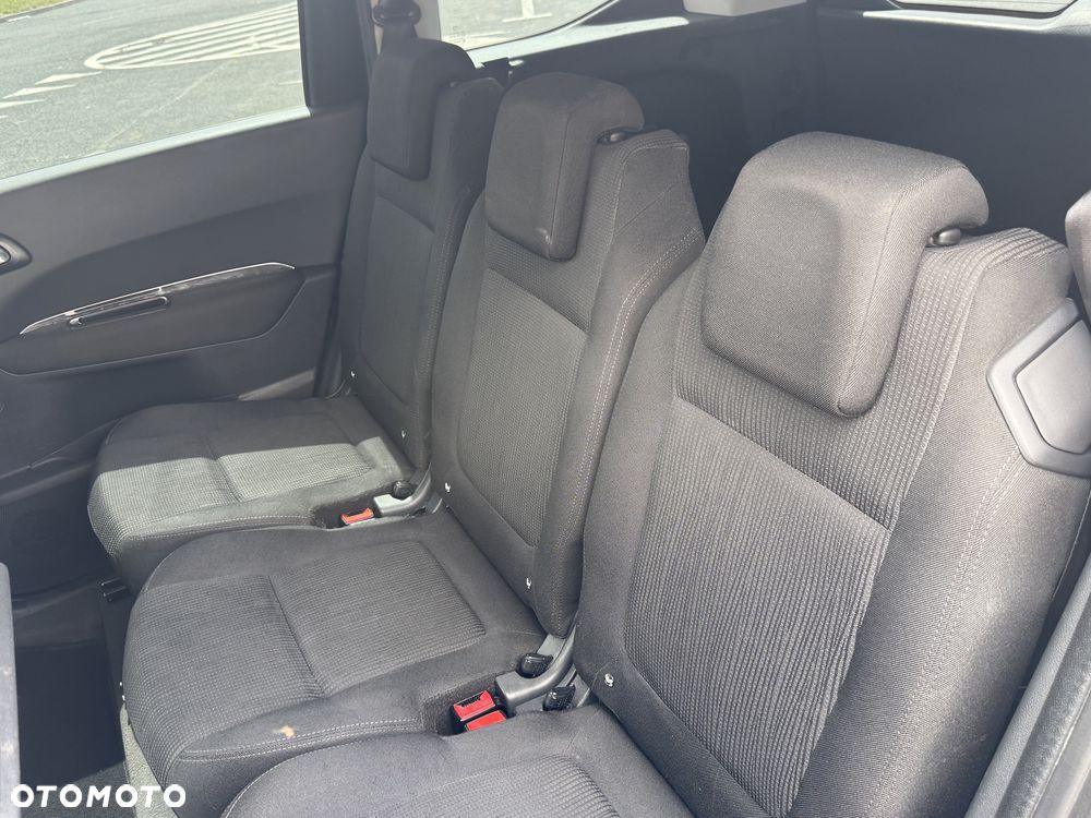 Peugeot 5008 HDI FAP 110 Platinum - 18