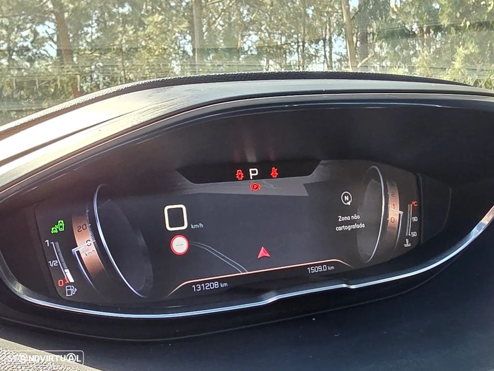 Peugeot 5008 1.5 BlueHDi GT Line EAT8 - 16