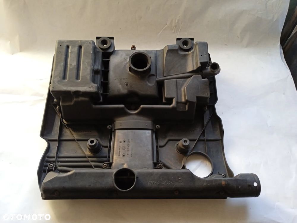 OSŁONA POKRYWA GÓRNA NA SILNIK VW POLO III 6N 030129607AS - 2