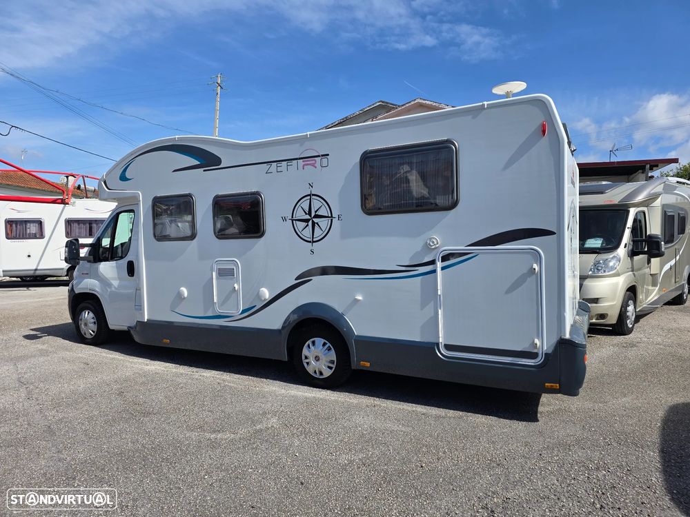 Fiat Ducato Roller 2.3 130CV Cama Central - 29