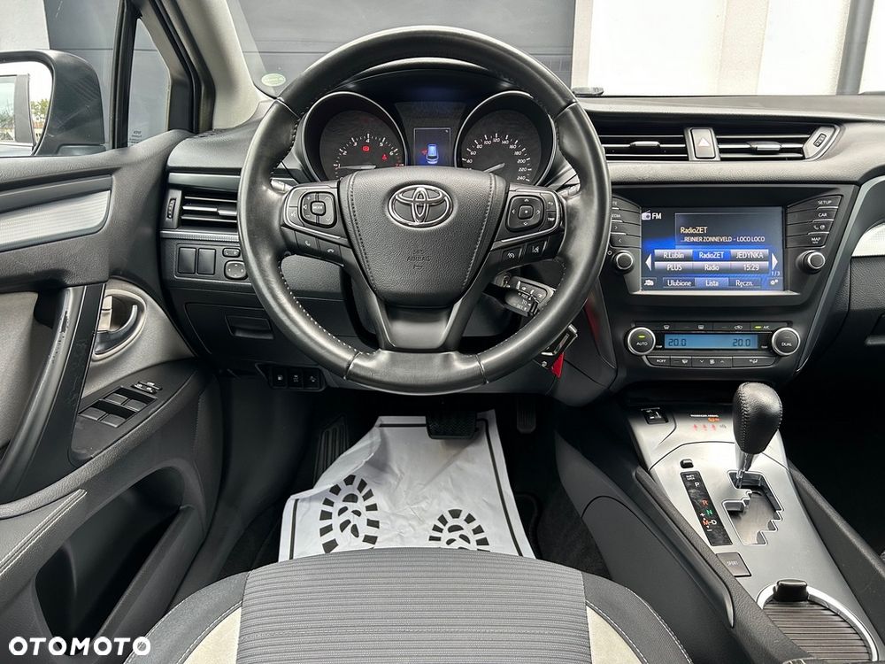 Toyota Avensis Touring Sports 1.8 Multidrive S Executive - 6