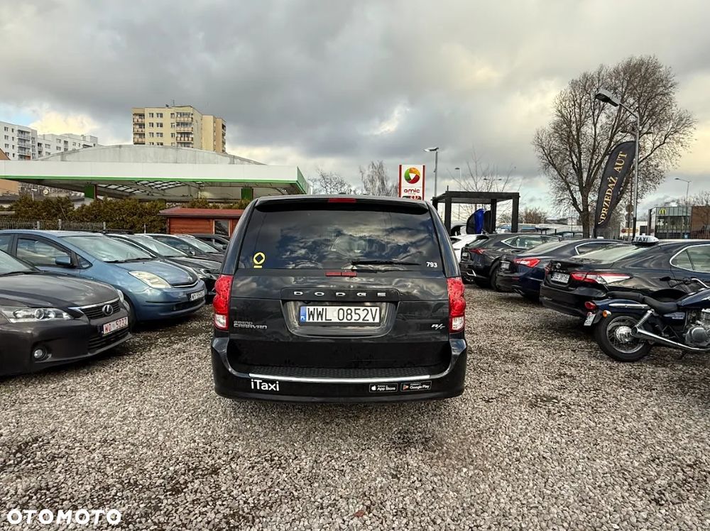 Dodge Grand Caravan 3.6 R/T - 9