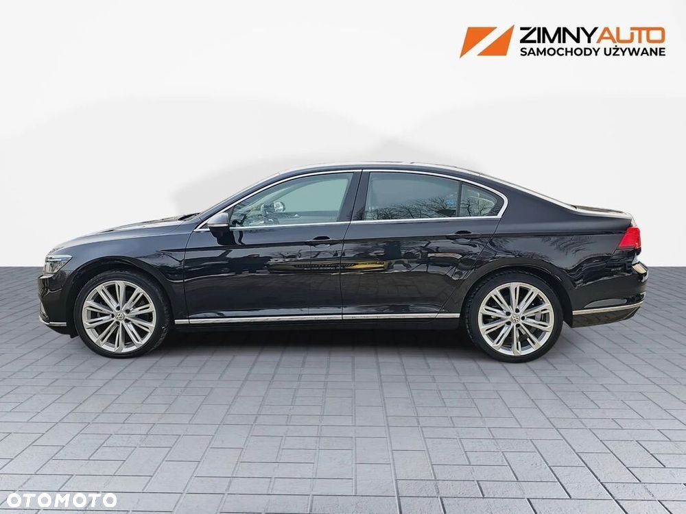 Volkswagen Passat - 13