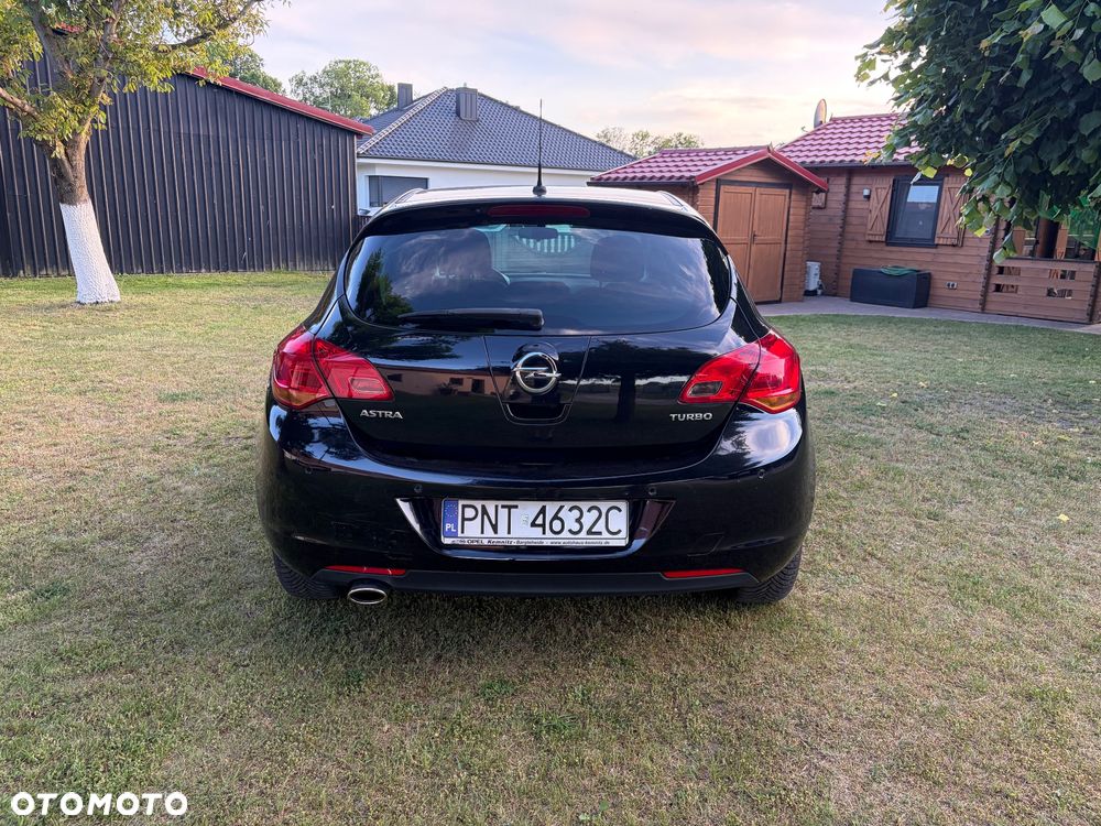Opel Astra 1.4 Turbo Edition - 4