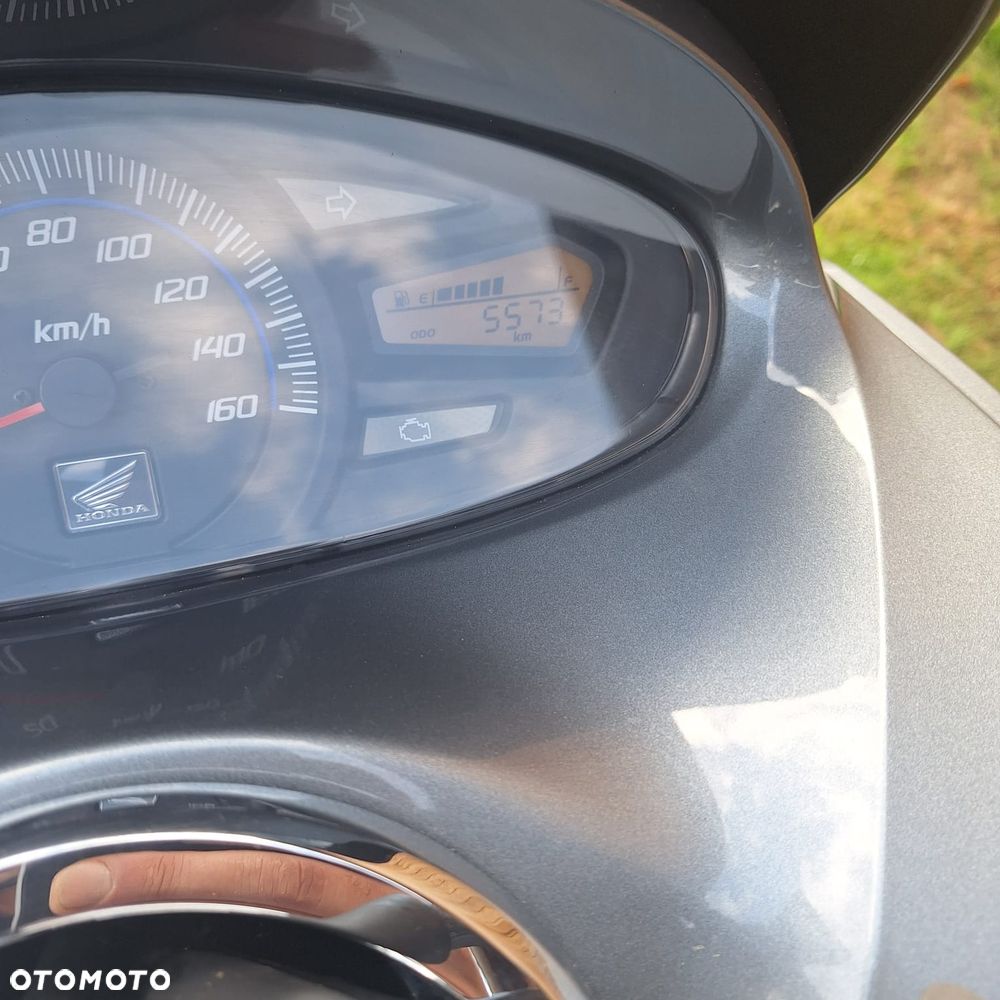 Honda PCX - 3