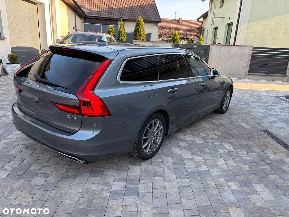 Volvo V90 D4 Geartronic R Design - 5