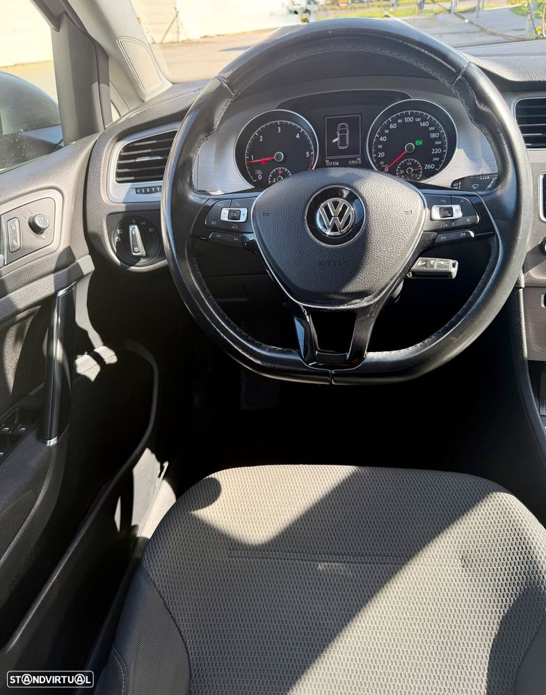VW Golf 1.6 TDi BlueMotion DSG Trendline - 8