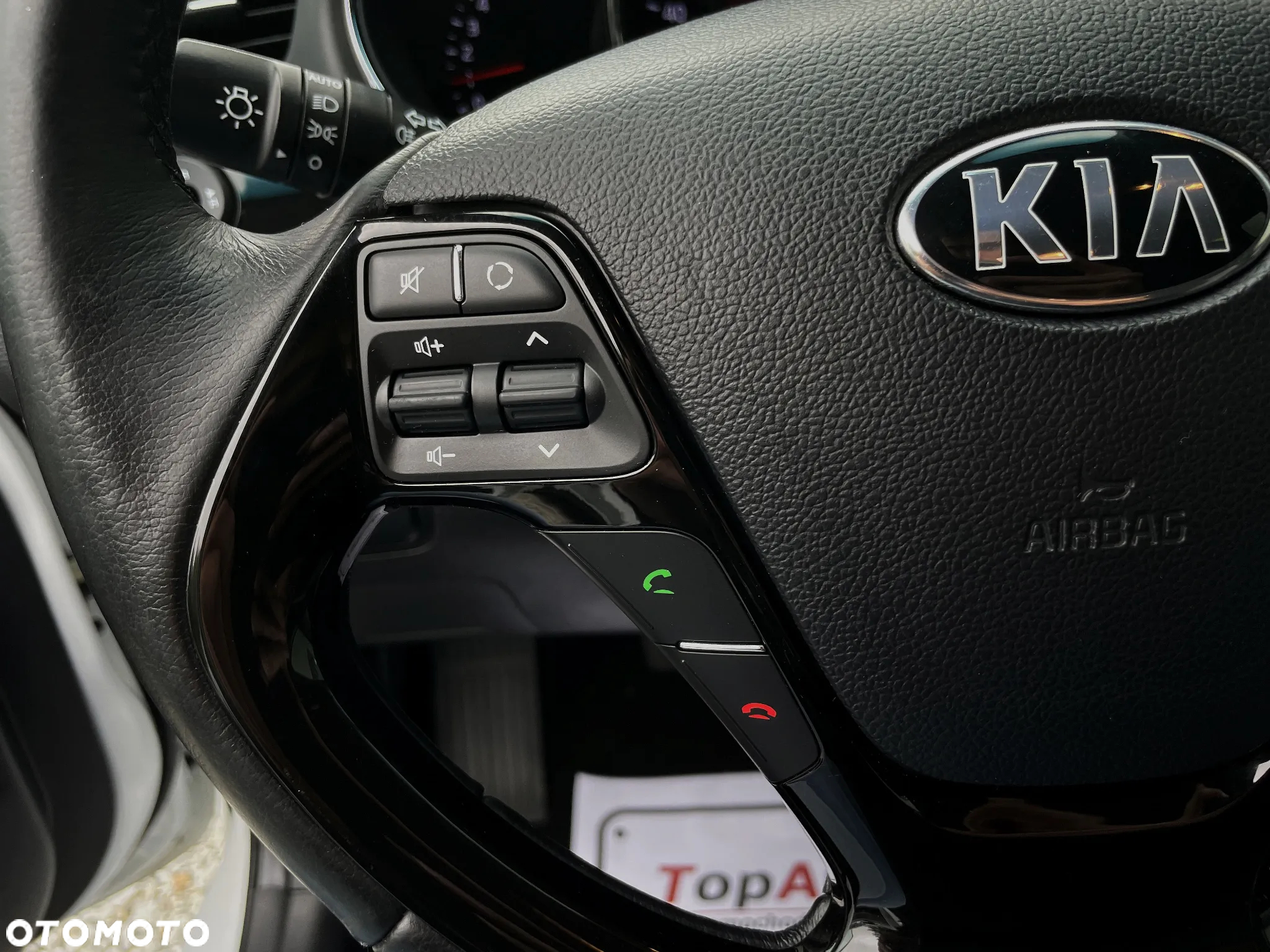 Kia Ceed 1.4 Attract - 21