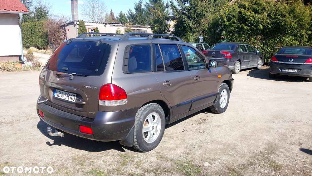 Hyundai Santa Fe - 3