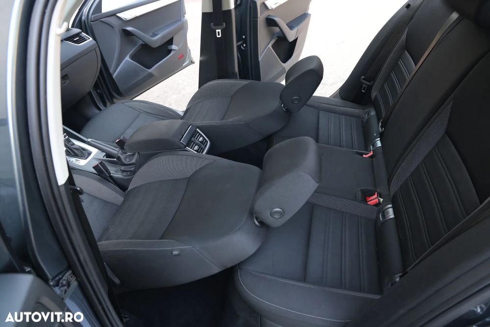 Skoda Octavia 1.6 TDI DSG Ambition - 10