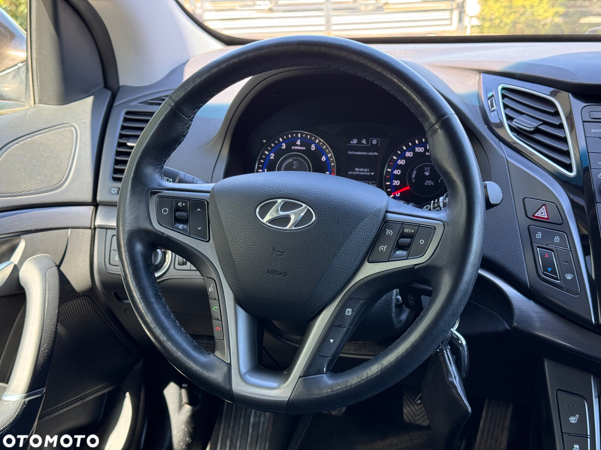 Hyundai i40 Kombi blue 1.6 Space - 17