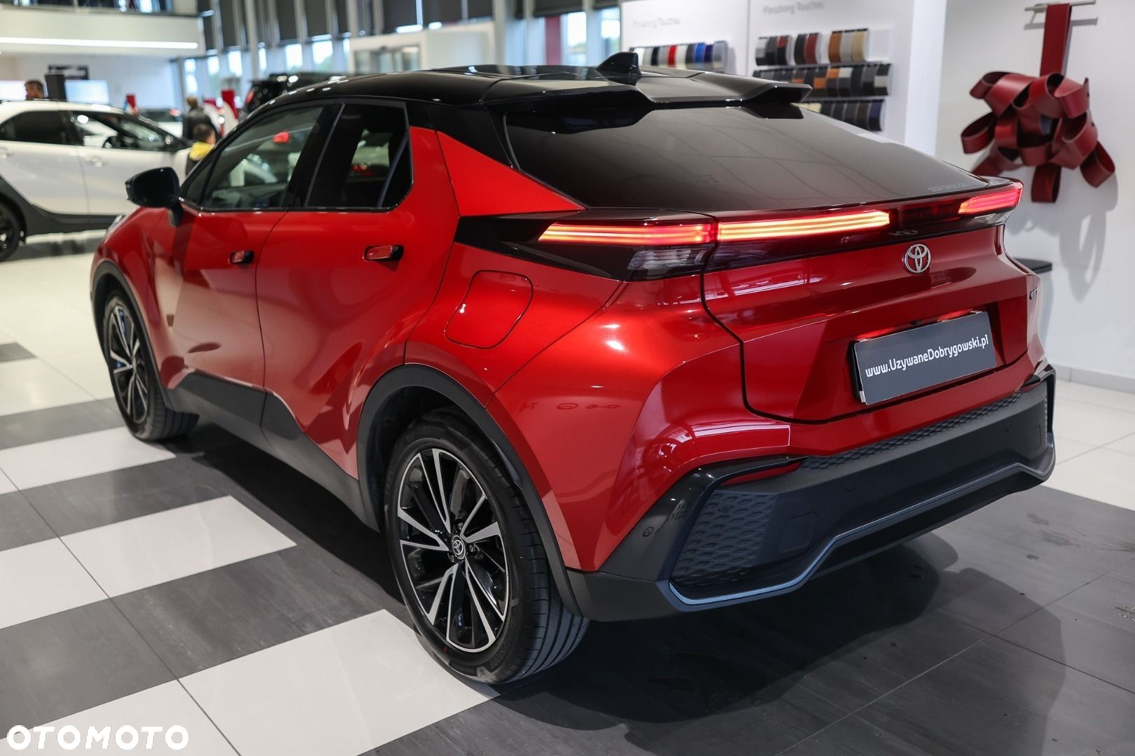 Toyota C-HR - 5