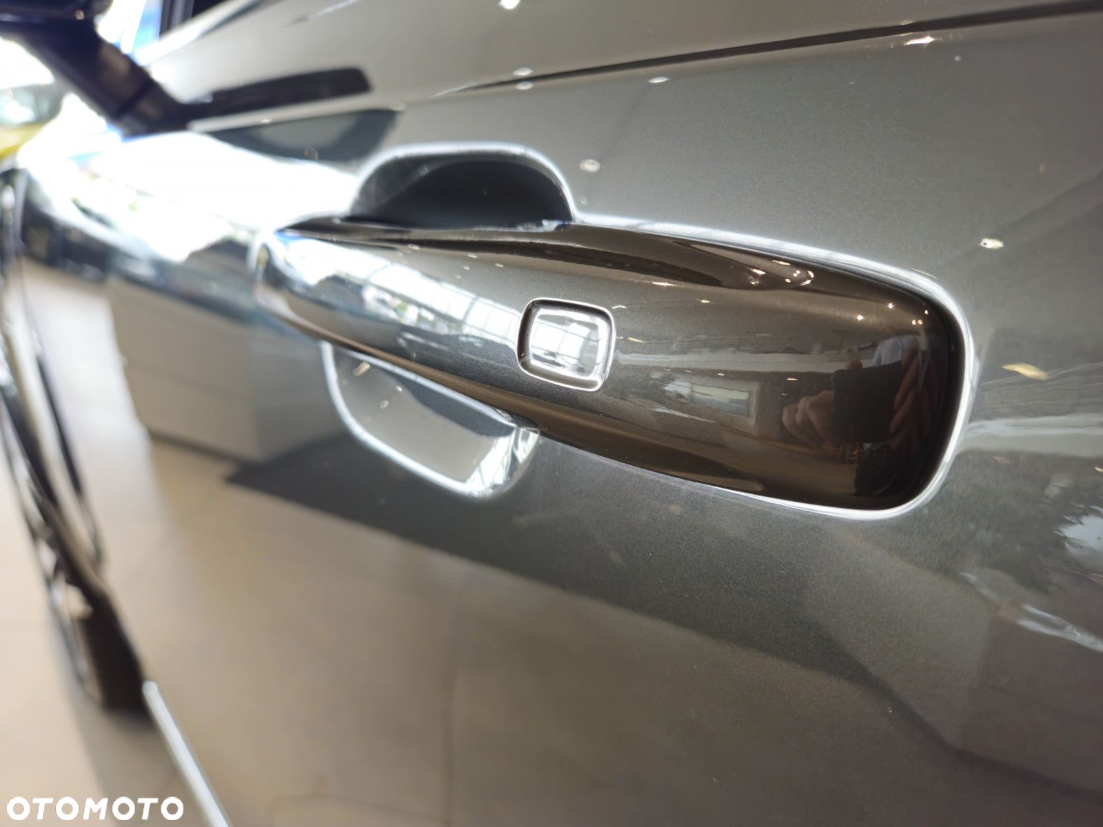 Volvo XC 90 - 9