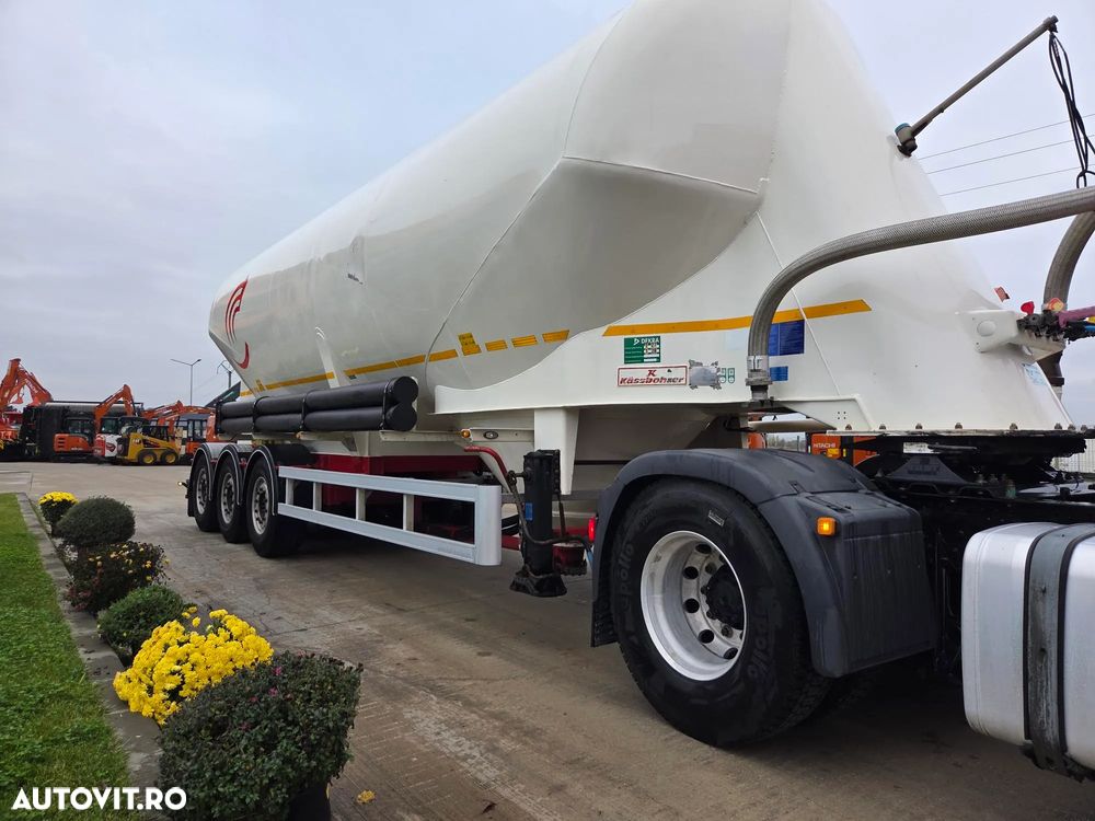 Kaessbohrer Transport CIMENT VRAC, 40mc, Masa propie 5,1t, Jante ALUMINIU, Capacitate 40mc, Axe SAF, Picioare sprijin, Produsa in GERMANIA, rulata in GERMANIA, Posibilitate leasing-PROMOTIE 29.900 EUR+Tva - 18