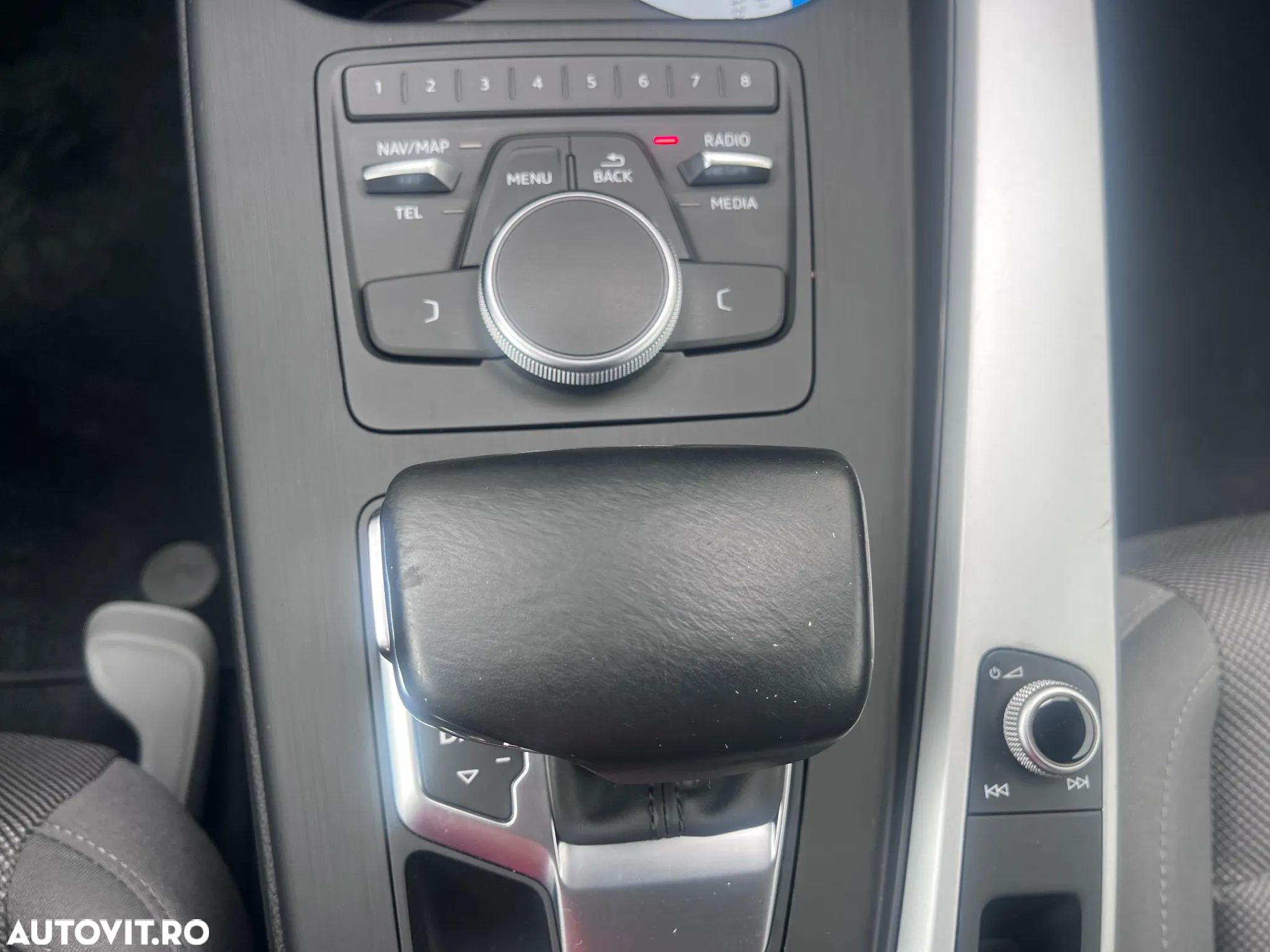 Audi A4 2.0 TDI S tronic Design - 16