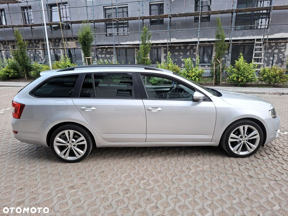 Skoda Octavia 1.6 TDI DPF DSG Sport Edition - 5