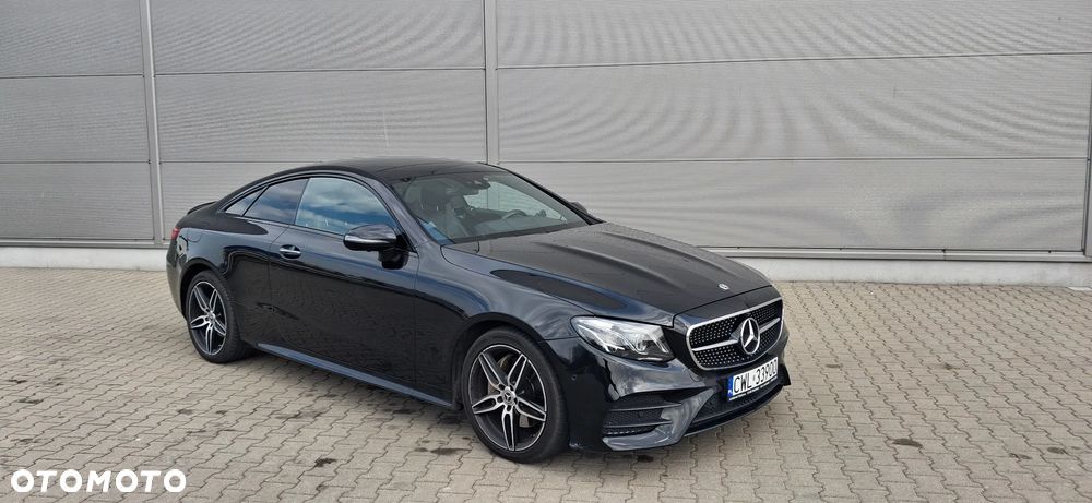 Mercedes-Benz Klasa E 220 d 4Matic 9G-TRONIC AMG Line - 19