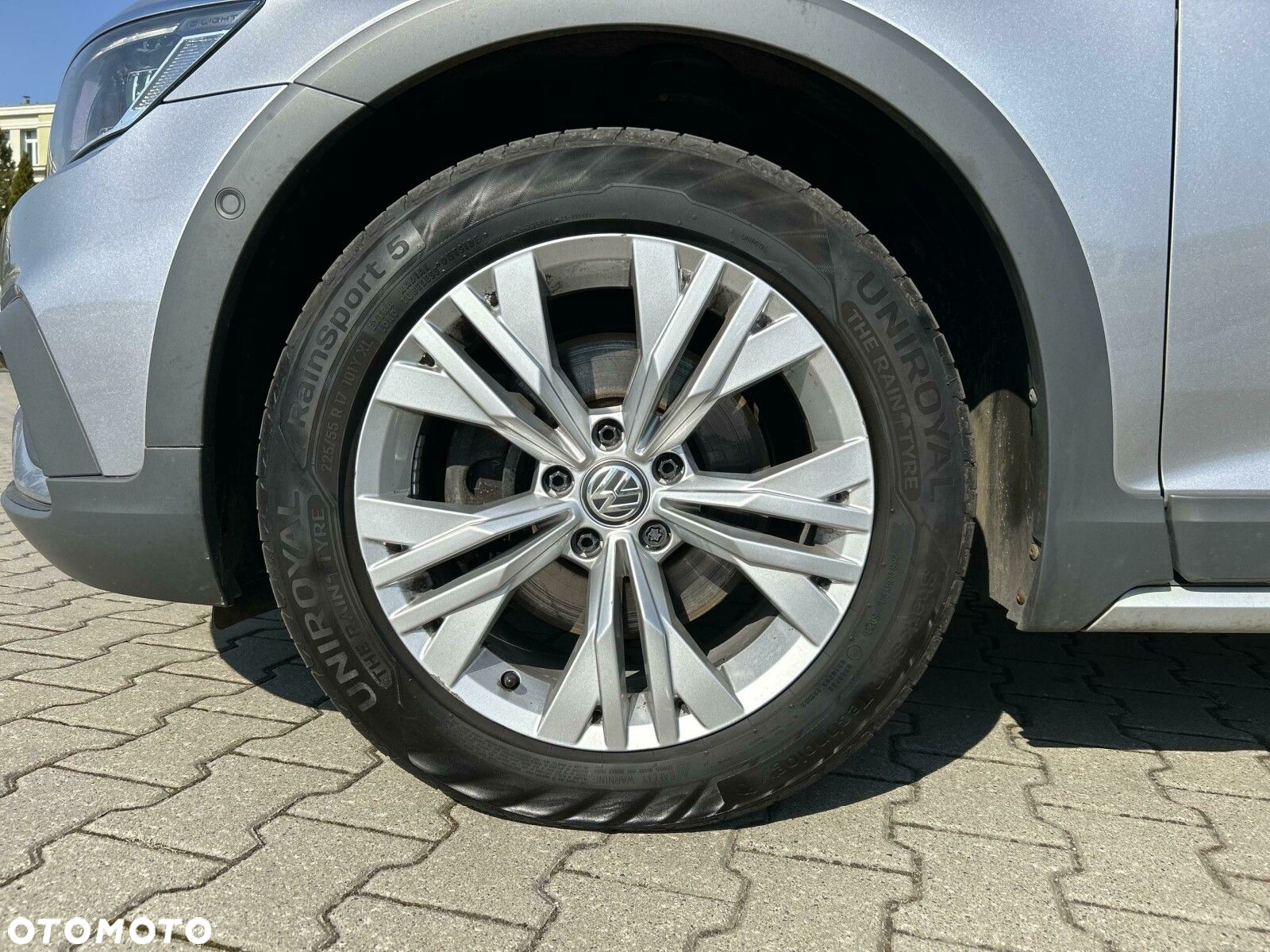 Volkswagen Passat - 30
