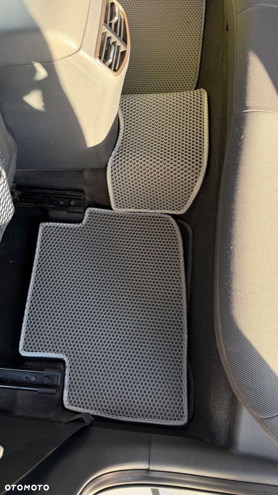 Hyundai IONIQ Electric Premium - 16
