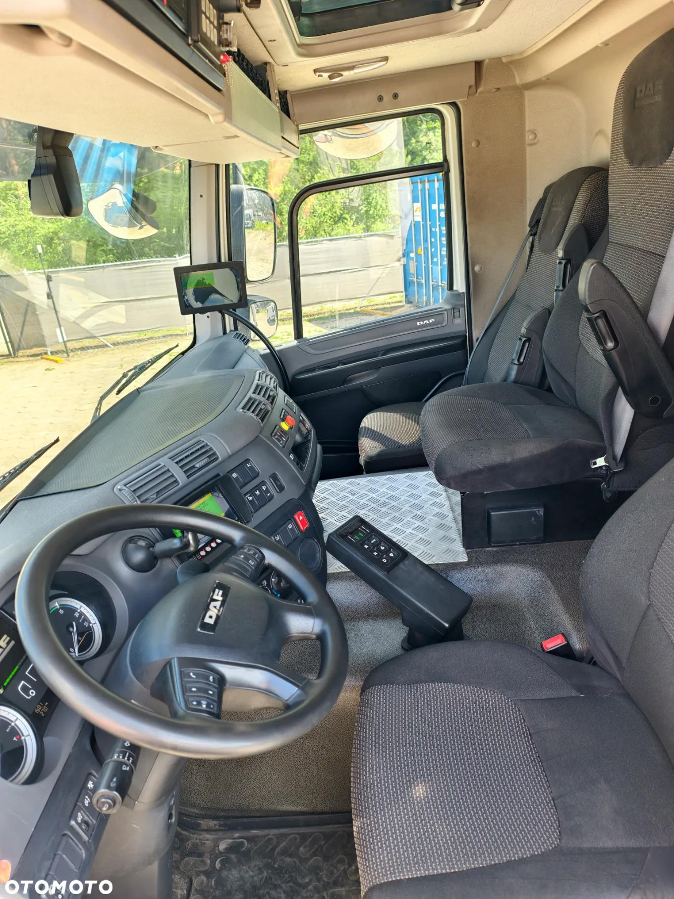 DAF CF290 - 11