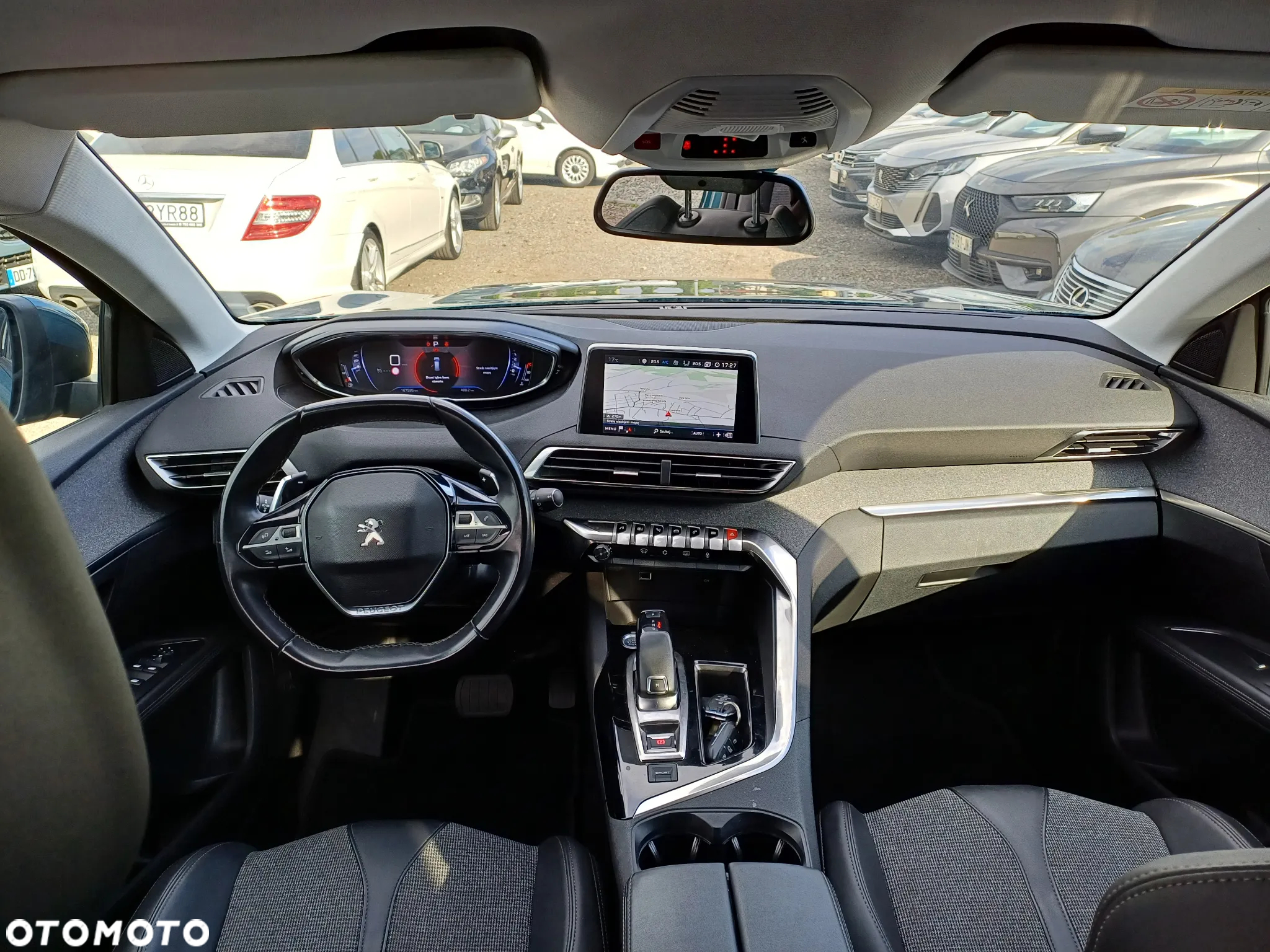 Peugeot 5008 BlueHDI 130 EAT8 Allure - 23