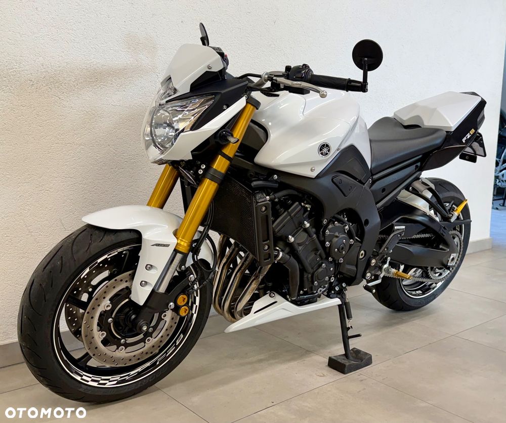 Yamaha FZ8 - 2