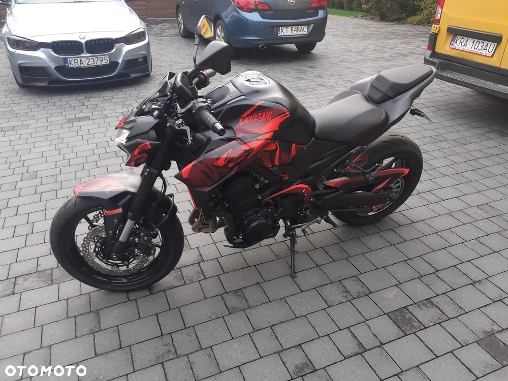 Kawasaki Z 900 - 10