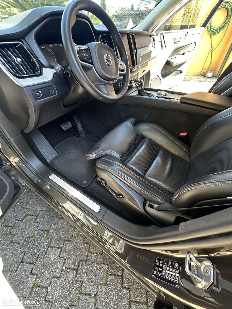 Volvo XC 60 2.0 D4 Inscription Geartronic - 28