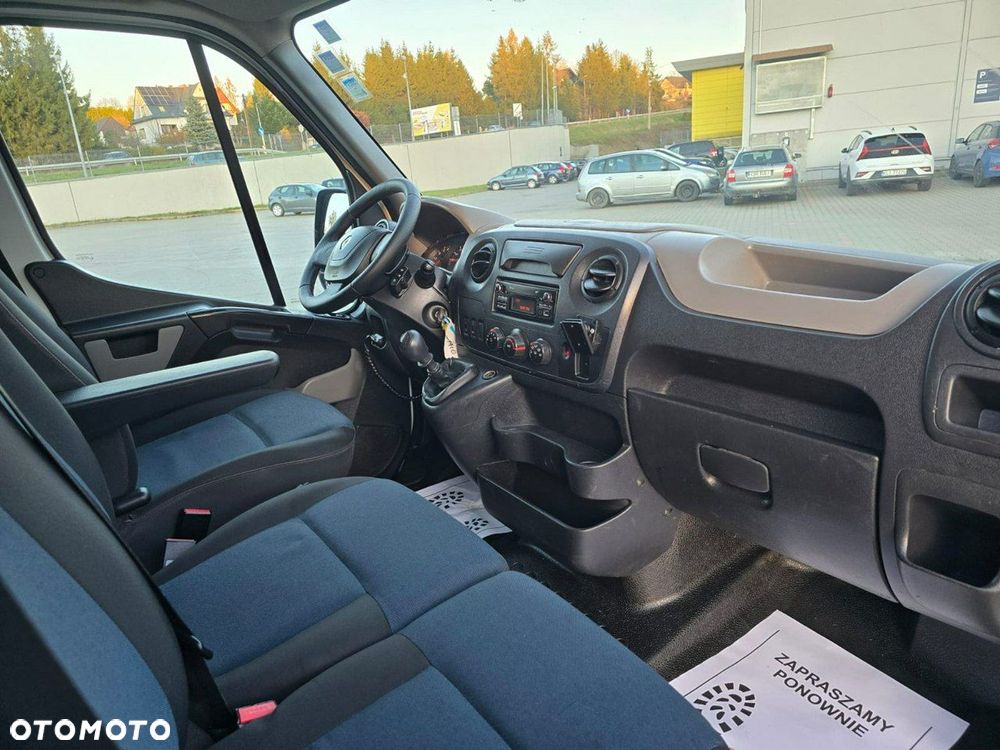 Renault Master - 24