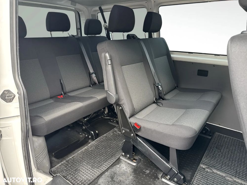 Volkswagen Transporter 2.0 110 kW KR 4M DSG - 25