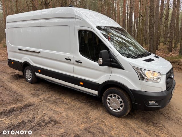 Ford Transit - 1
