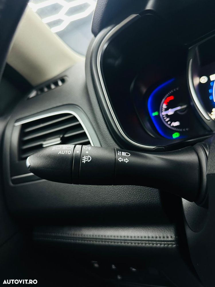 Renault Koleos BLUE dCi X-Tronic 4WD Intens - 29