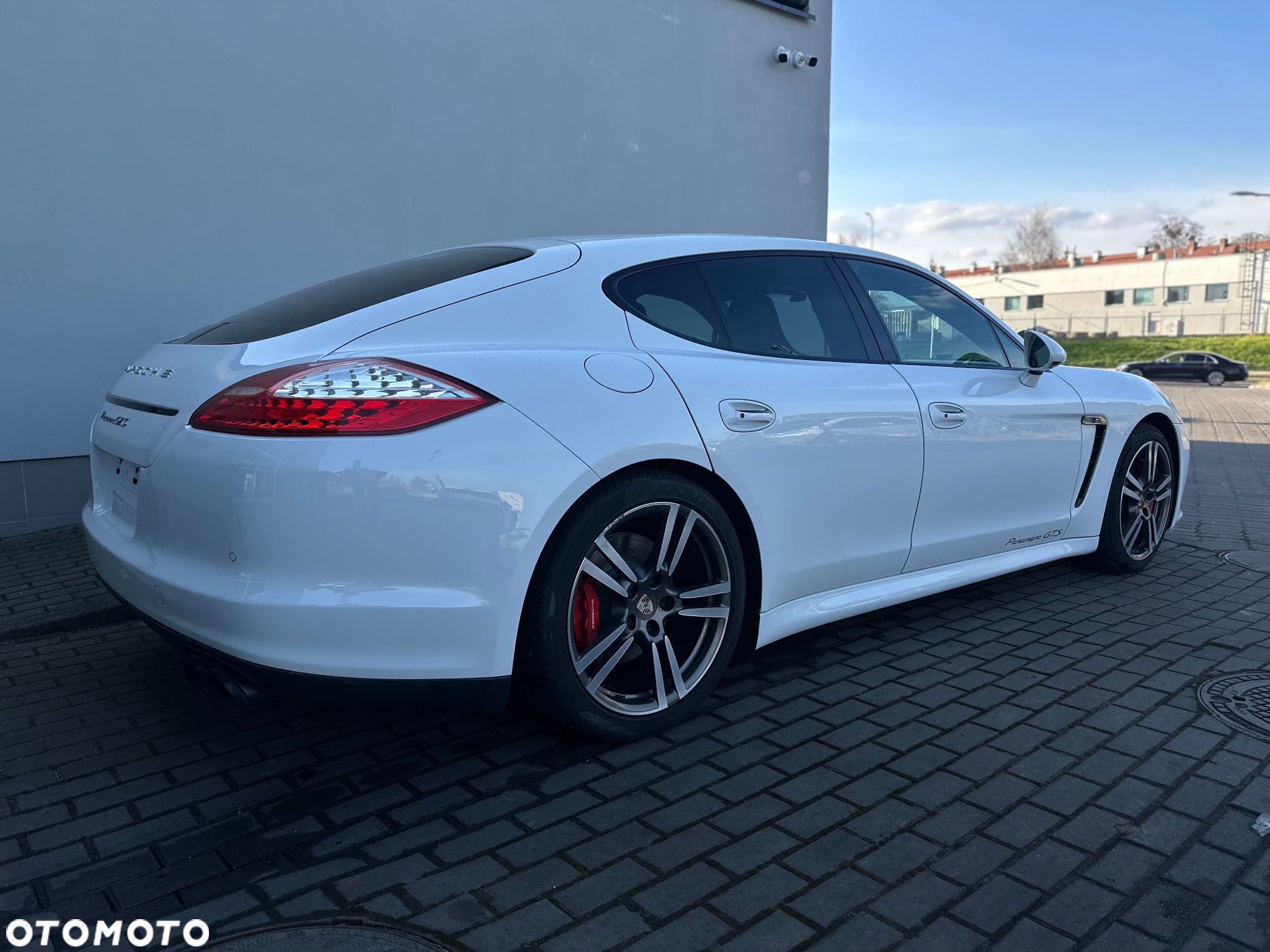 Porsche Panamera GTS PDK - 6