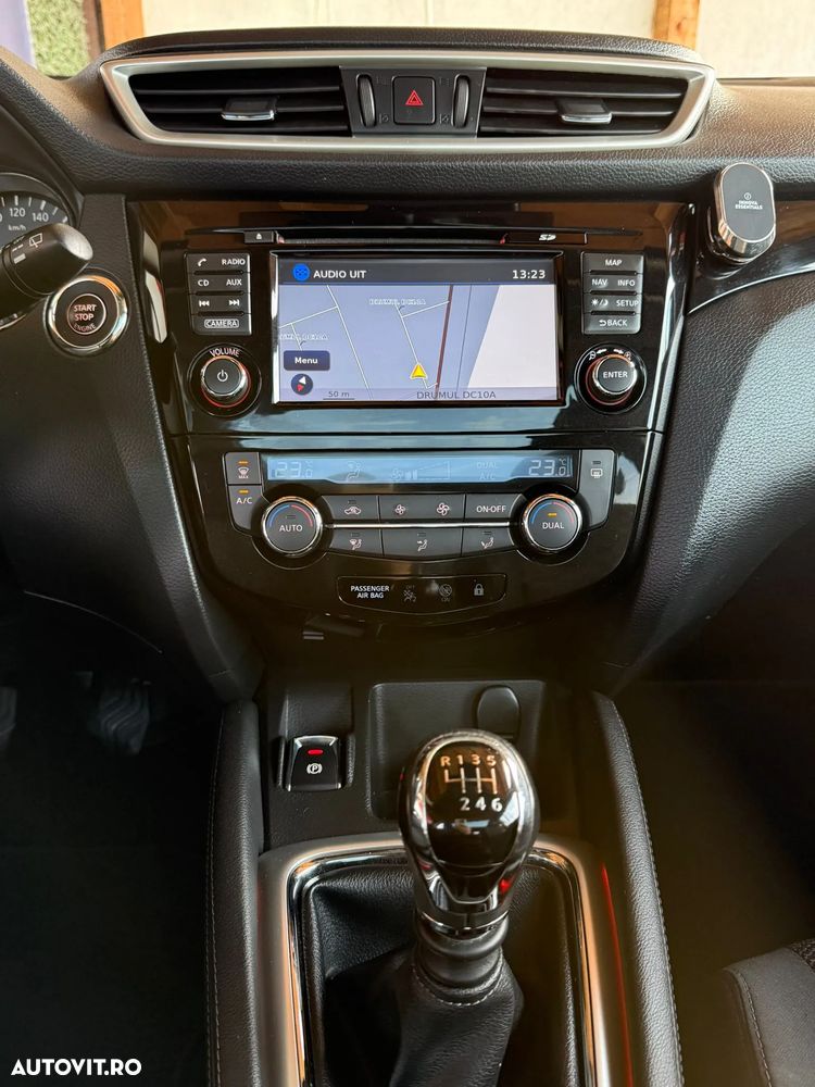 Nissan Qashqai 1.6 DCI Start/Stop N-Connecta - 12