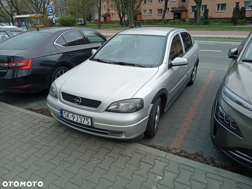 Opel Astra - 1