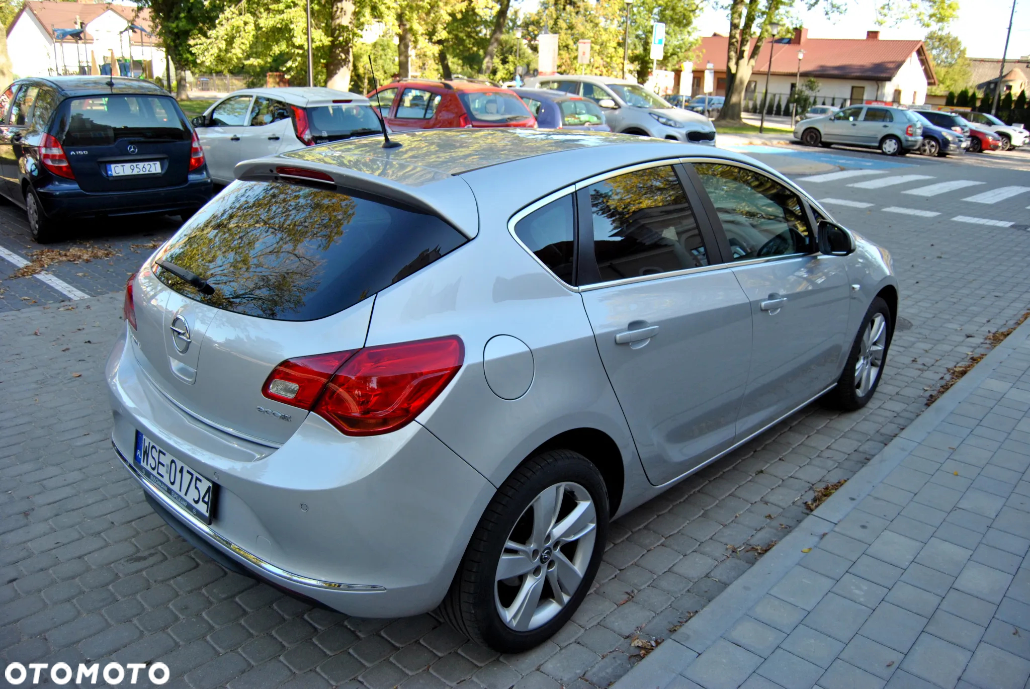 Opel Astra IV 1.4 T Cosmo - 15