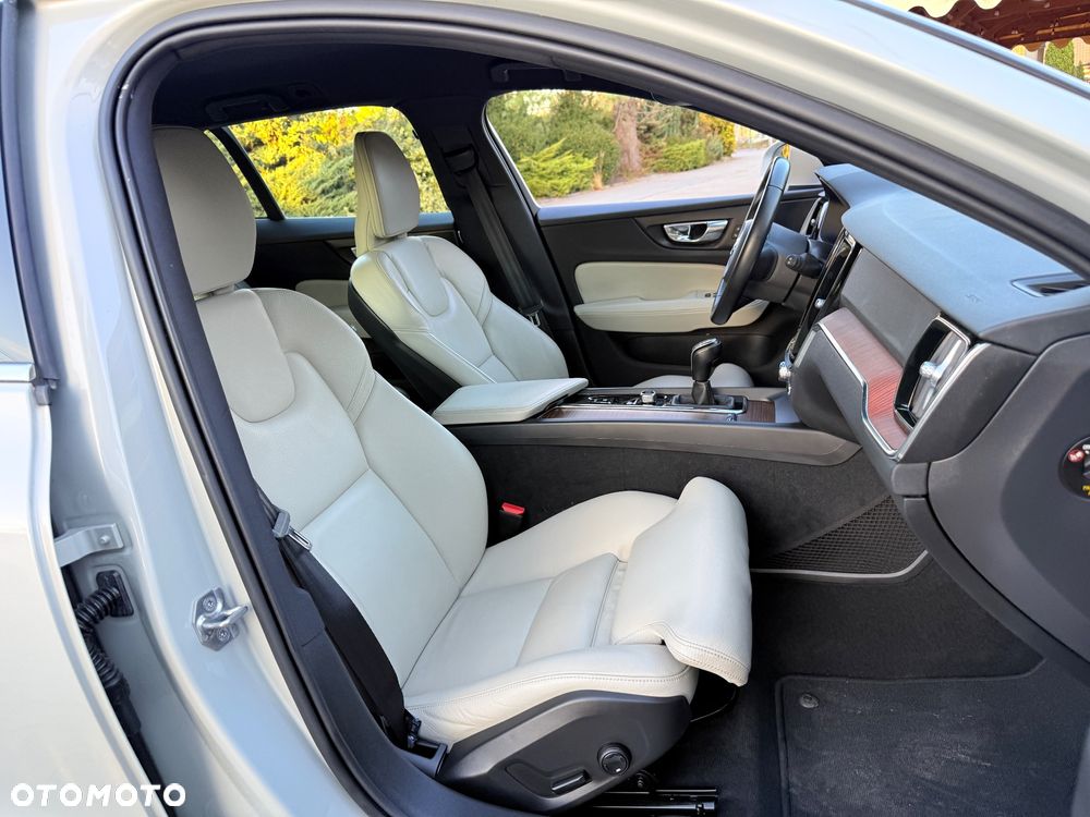 Volvo V60 D3 Inscription - 15