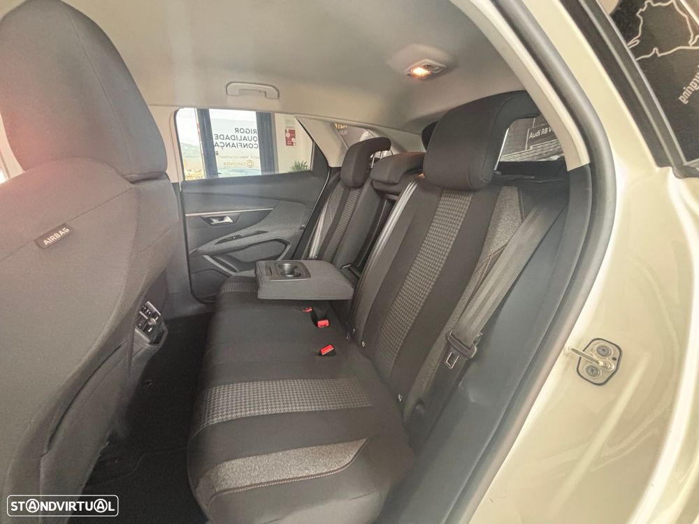 Peugeot 3008 1.5 BlueHDi Active - 7