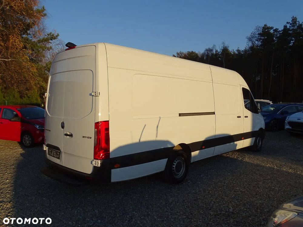 Mercedes-Benz SPRINTER - 12