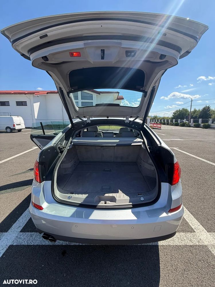 BMW Seria 5 530d xDrive Aut. GT - 9