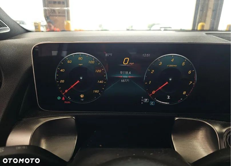 Mercedes-Benz GLB 250 4Matic 8G-DCT AMG Line - 9