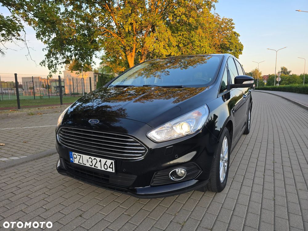 Ford S-Max - 1