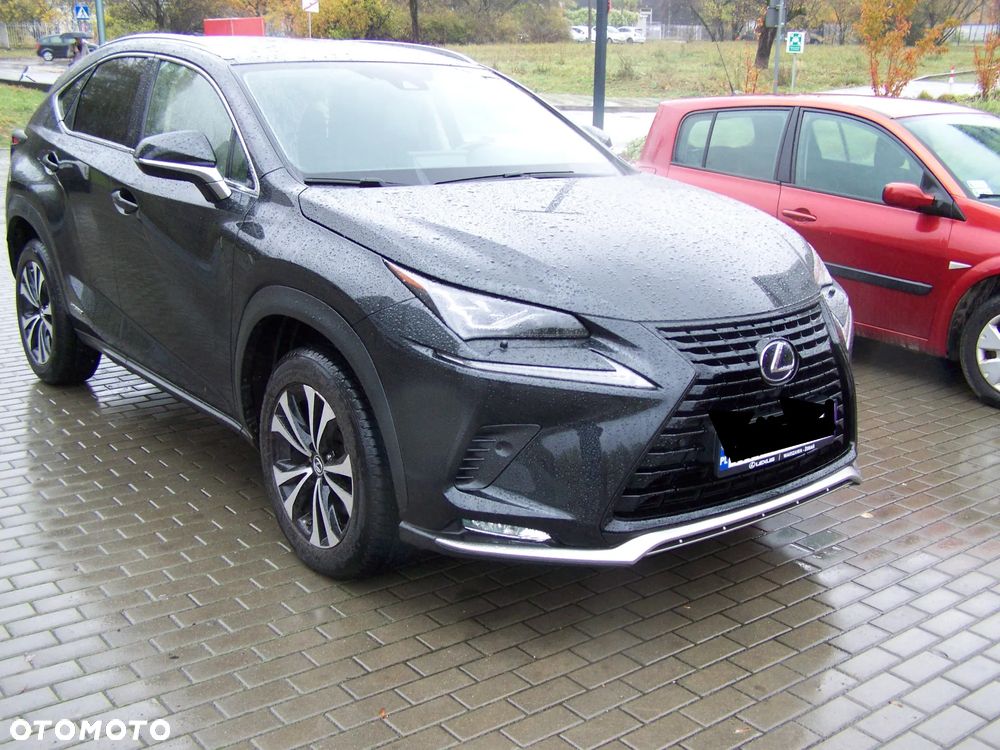 Lexus NX 300h F Impression AWD - 4